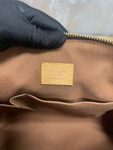 Load image into Gallery viewer, Louis Vuitton Tivoli GM SKU7008