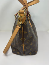 Load image into Gallery viewer, Louis Vuitton Palermo SKU6749
