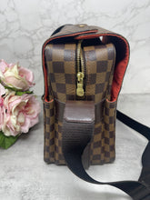 Load image into Gallery viewer, Louis Vuitton Nabiglo DE SKU6906