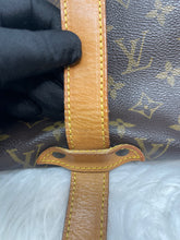 Load image into Gallery viewer, Louis Vuitton Saumur 35 SKU6654