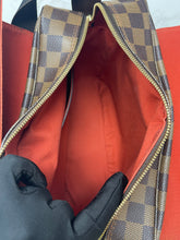 Load image into Gallery viewer, Louis Vuitton Nabiglo DE SKU6906
