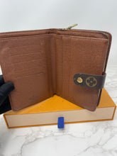 Load image into Gallery viewer, Louis Vuitton Bifold Wallet SKU6886