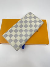 Load image into Gallery viewer, Louis Vuitton Sarah SKU6789