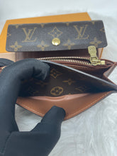 Load image into Gallery viewer, Alexandra Wallet SKU6599