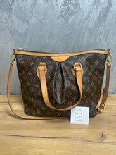 Load image into Gallery viewer, Louis Vuiton Palermo SKU7010