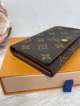 Load image into Gallery viewer, Tressor Monogram SKU6593
