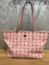 Load image into Gallery viewer, MCM Tote SKUAM2198