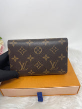 Load image into Gallery viewer, Alexandra Wallet SKU6599