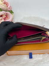 Load image into Gallery viewer, Clemence Wallet SKU6602