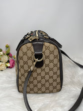 Load image into Gallery viewer, Gucci Boston SKU6674