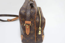 Load image into Gallery viewer, Louis Vuitton Nile SKU6738