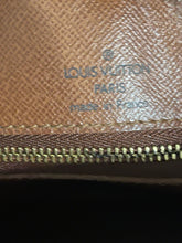 Load image into Gallery viewer, Louis Vuitton Nile SKU6738