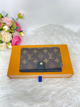 Load image into Gallery viewer, Louis Vuitton Compact Mid Size SKU6702