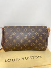 Load image into Gallery viewer, Louis Vuitton Favorite MM Monogram SKU6637