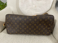 Load image into Gallery viewer, Louis Vuitton Neverfull GM SKU6750