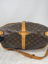 Load image into Gallery viewer, Louis Vuitton Saumur 35 SKU6654