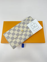 Load image into Gallery viewer, Louis Vuitton Sarah SKU6789