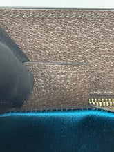 Load image into Gallery viewer, Gucci Shoulder Chain Medium SKU6960