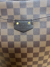 Load image into Gallery viewer, Louis Vuitton Southbank SKU7003