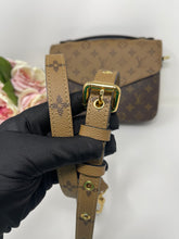 Load image into Gallery viewer, Pochette Metis SKU530M