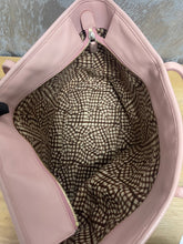 Load image into Gallery viewer, MCM Tote SKUAM2198