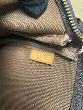 Load image into Gallery viewer, Louis Vuitton Pochette Accessories SKU7002