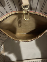 Load image into Gallery viewer, Louis Vuitton Neverfull GM SKU6750