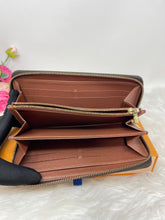 Load image into Gallery viewer, Louis Vuitton Zippy Wallet Monogram SKU6708