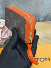 Load image into Gallery viewer, Multicartes Wallet SKU6685