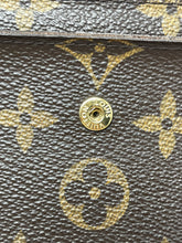 Load image into Gallery viewer, Louis Vuitton Alexandra SKU6781