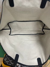 Load image into Gallery viewer, Goyard Black PM SKU7013