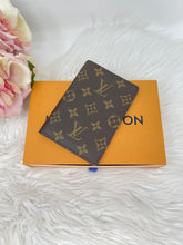 Load image into Gallery viewer, Passport Holder SKU6591