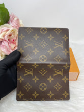 Load image into Gallery viewer, Passport Holder SKU6591