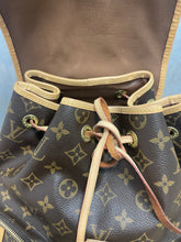 Load image into Gallery viewer, Bosphore Backpack SKU6877