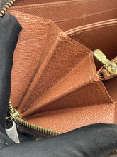 Load image into Gallery viewer, Louis Vuitton Zippy Wallet Monogram SKU6708