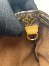 Load image into Gallery viewer, Louis Vuitton Cabas Mezzo SKU6677