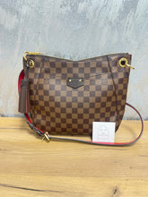 Load image into Gallery viewer, Louis Vuitton Southbank SKU7003