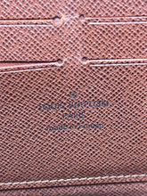 Load image into Gallery viewer, Zippy Monogram Wallet SKU6561