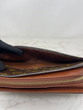 Load image into Gallery viewer, Louis Vuitton Orsay Clutch SKU6779