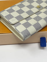 Load image into Gallery viewer, Louis Vuitton Sarah SKU6789