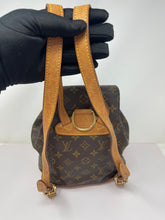 Load image into Gallery viewer, Louis Vuitton Monsouris MM SKU6791