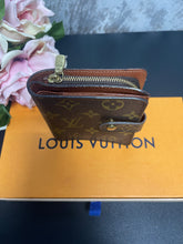 Load image into Gallery viewer, Louis Vuitton Compact Wallet SKU9014