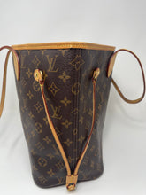Load image into Gallery viewer, Neverfull MM Pivione SKU6530