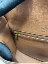 Load image into Gallery viewer, Louis Vuitton St Cloud GM SKU6727
