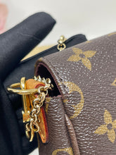 Load image into Gallery viewer, Louis Vuitton Favorite MM Monogram SKU6637