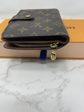 Load image into Gallery viewer, Louis Vuitton Bifold Wallet SKU6886