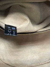 Load image into Gallery viewer, Gucci Ophidia Crossbody SKU6880