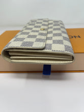 Load image into Gallery viewer, Louis Vuitton Sarah SKU6789
