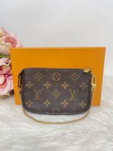 Load image into Gallery viewer, Mini Pochette SKU6616