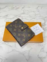 Load image into Gallery viewer, Louis Vuitton Bifold Wallet SKU6886